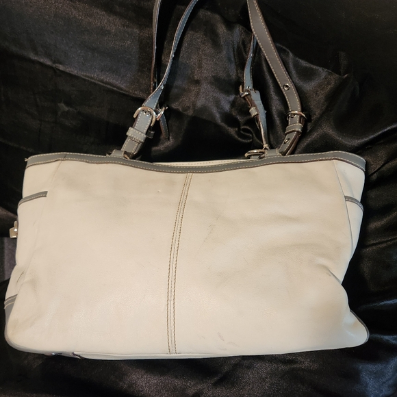 Coach handbag - Picture 3 of 12